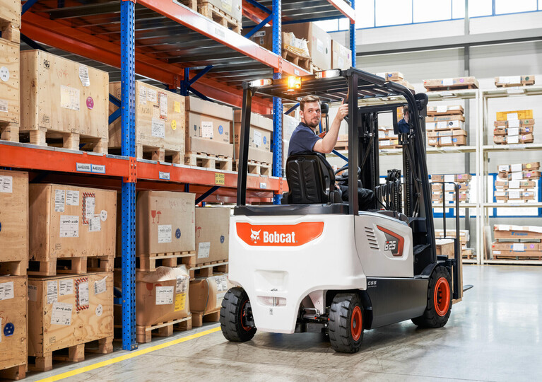 Foto 2,5 - 3,5t, 4-wheel, 7-Series Plus